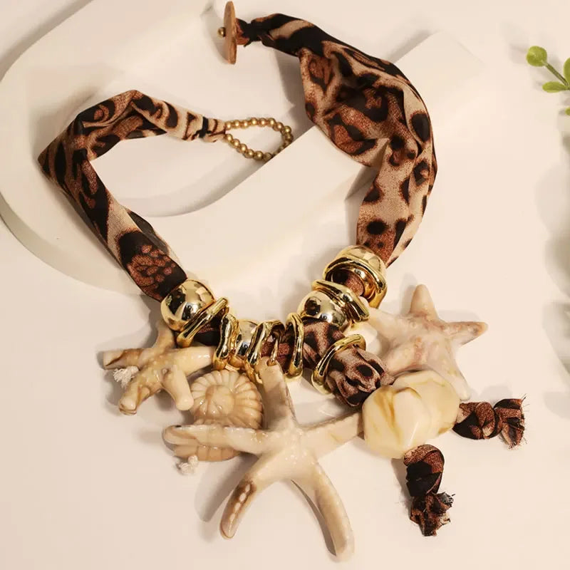 Boho Geometric Necklace Starfishs - Piña Colada