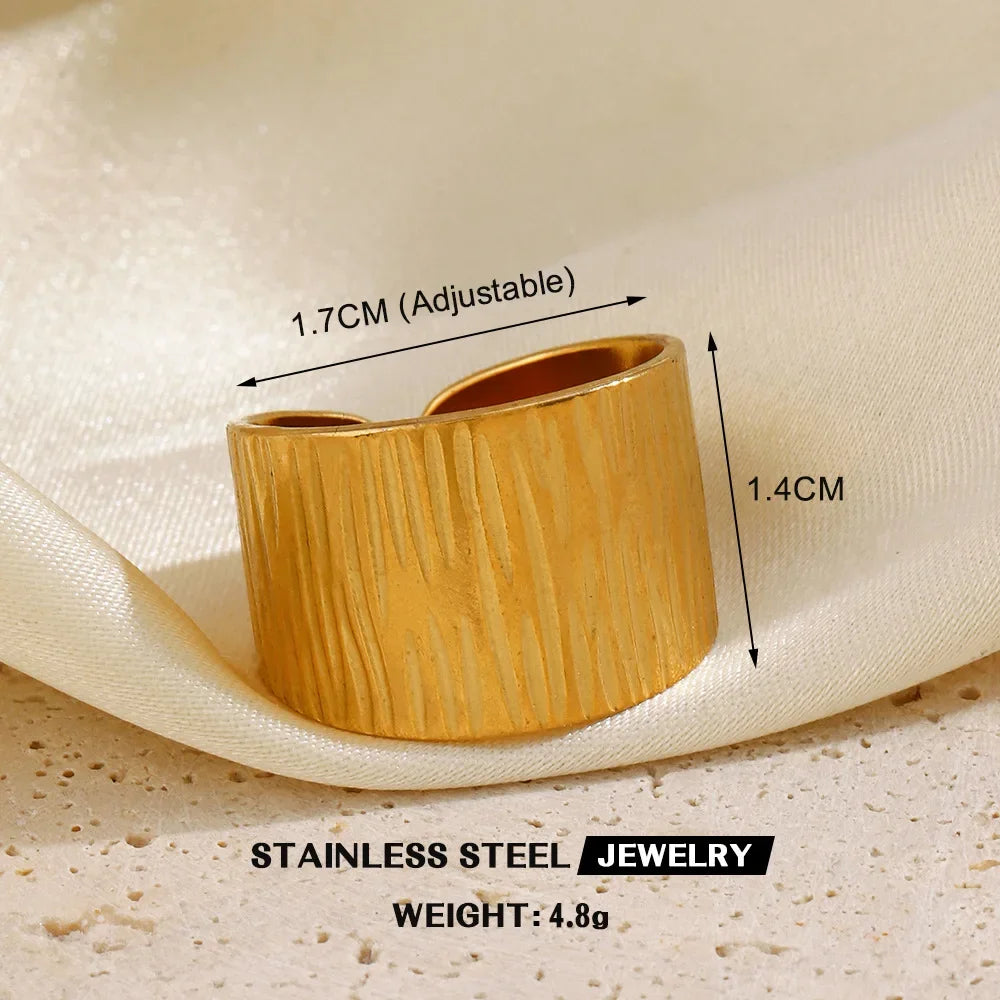 Gold Color Stainless Steel Heart Ring - Piña Colada
