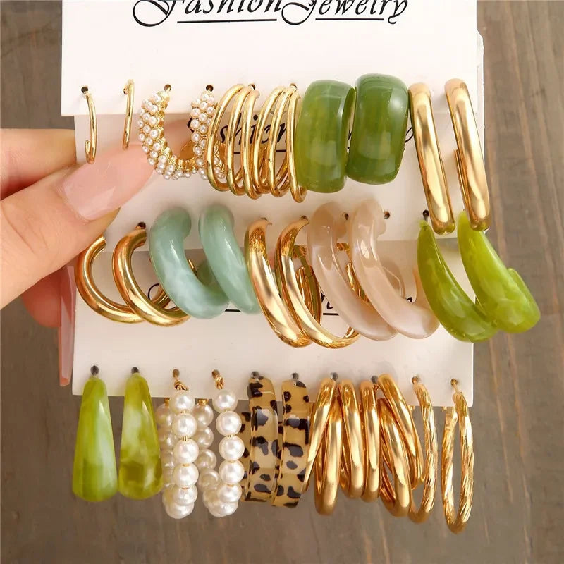 Vintage Pearl Circle Hoop Earring - Piña Colada