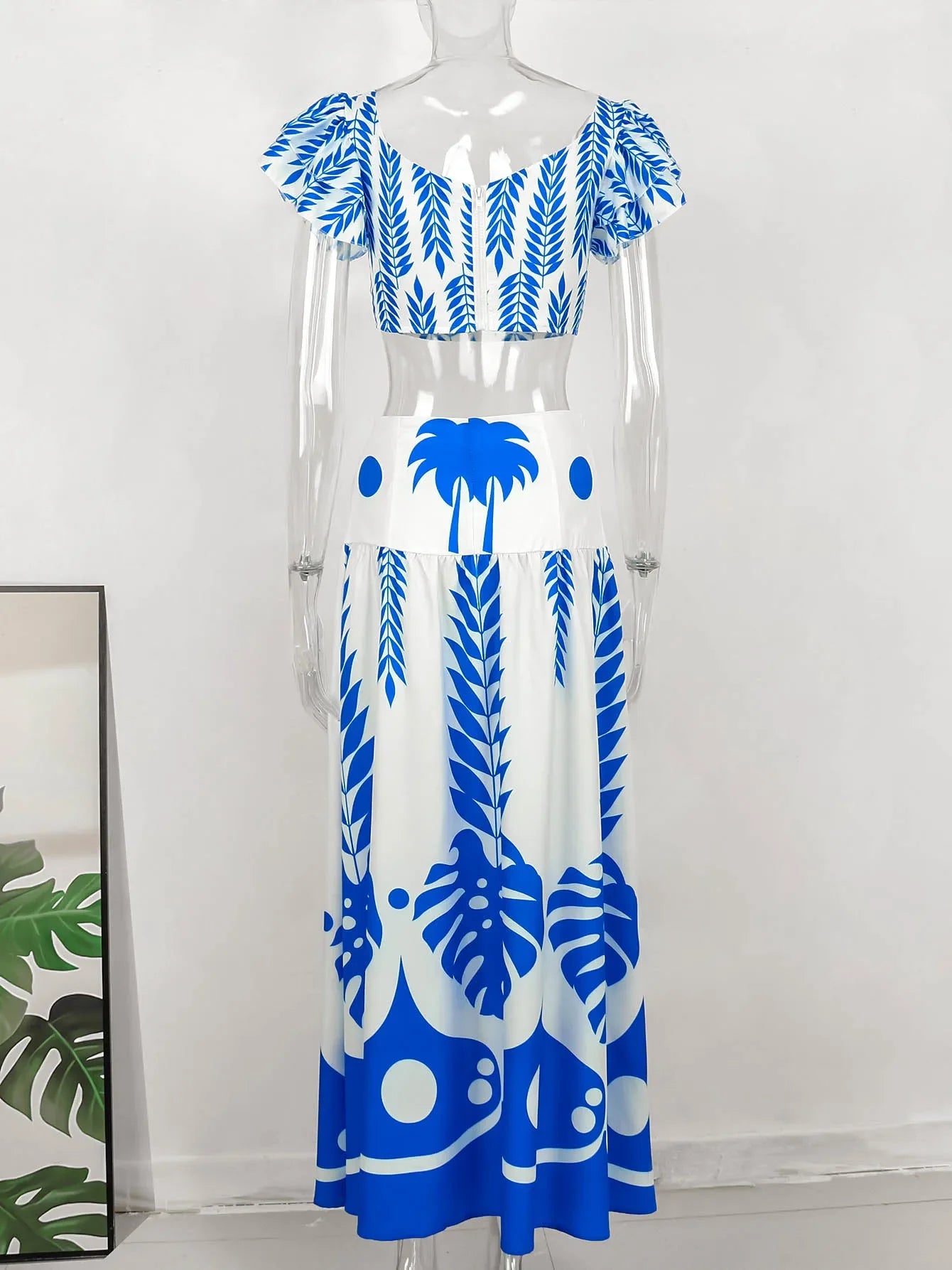 Hand-Painted Oversized 2-Piece Set – Backless Crop Top & Flowing Skirt - Piña Colada