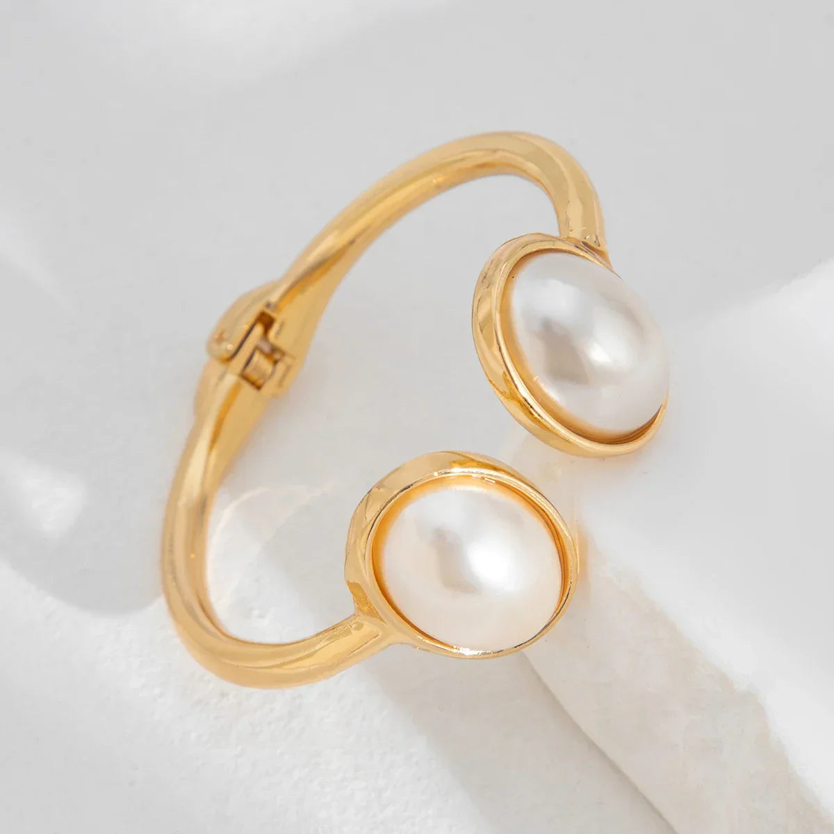 Vintage Creative Gold Color Bangles - Piña Colada