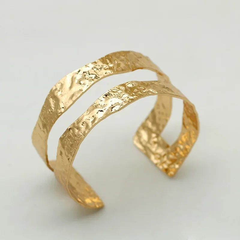 Irregular Metal Bangle - Piña Colada