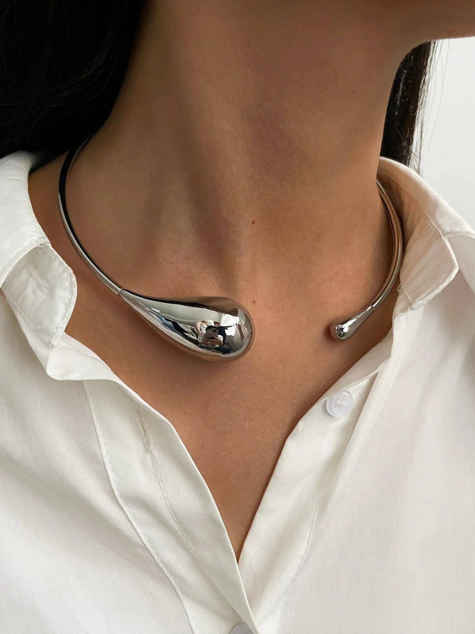 Irregular Chunky Water Drop Open Choker