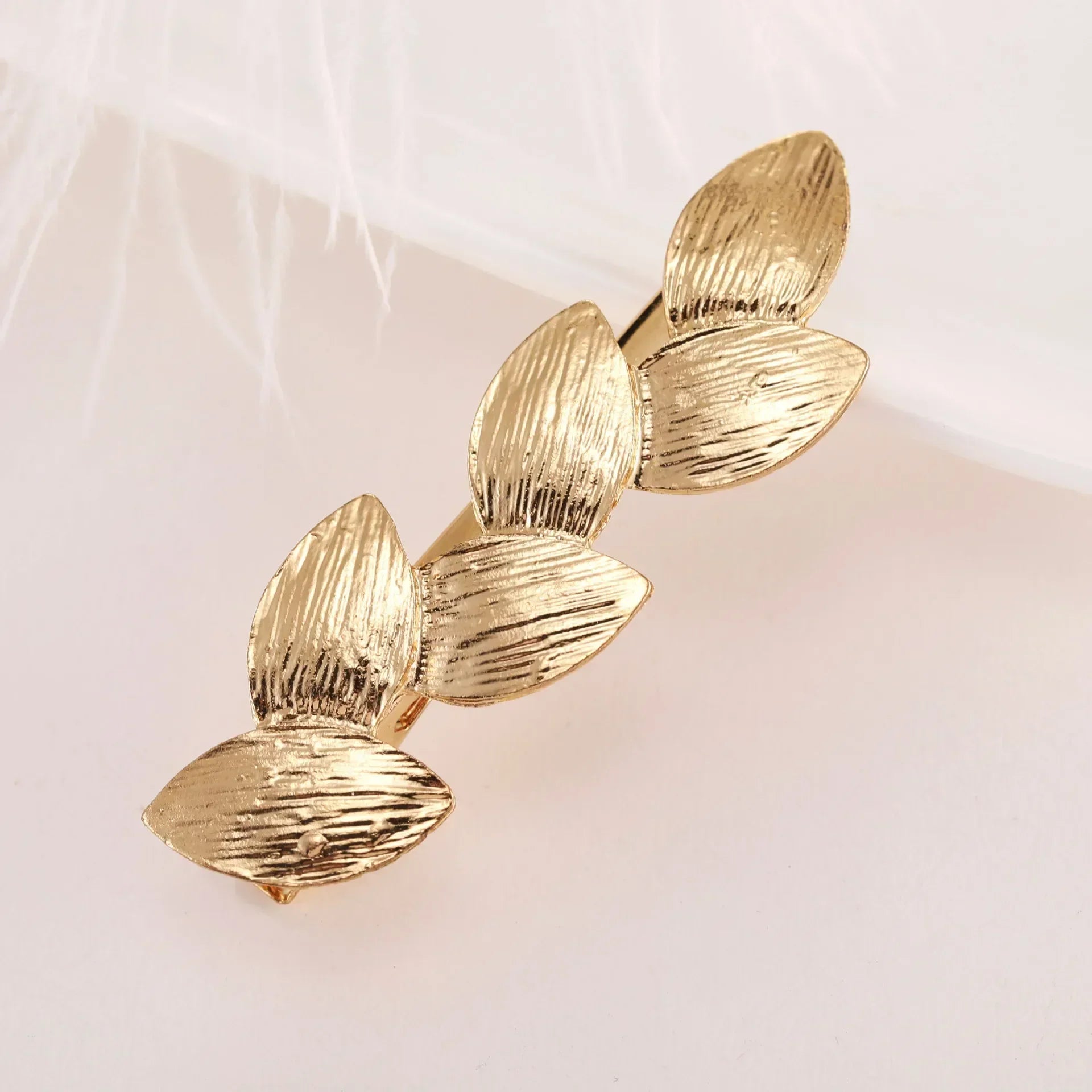 Metal Vintage Hair Pin Clip - Piña Colada
