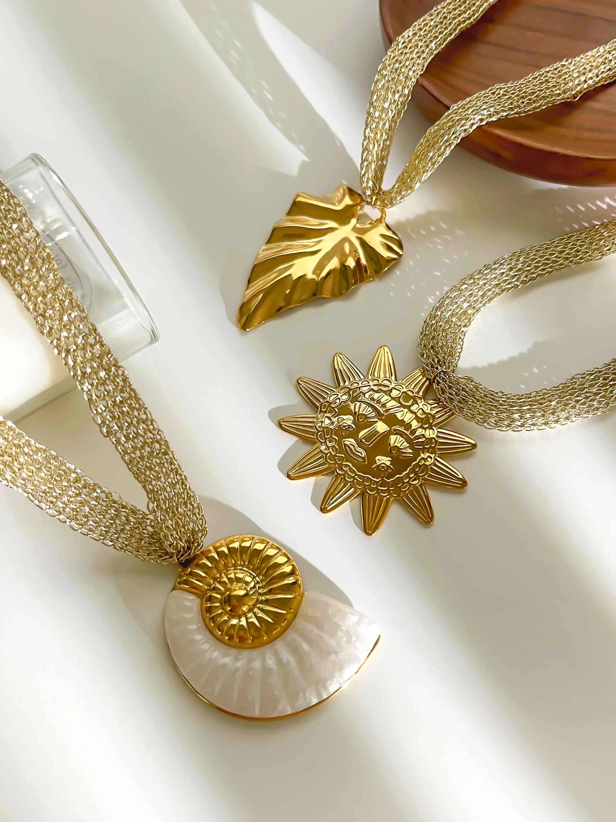 Stainless Steel Conch Leaf Sun - Piña Colada