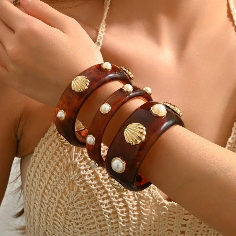 Resin Pearl Shell Wide Bangles - Piña Colada