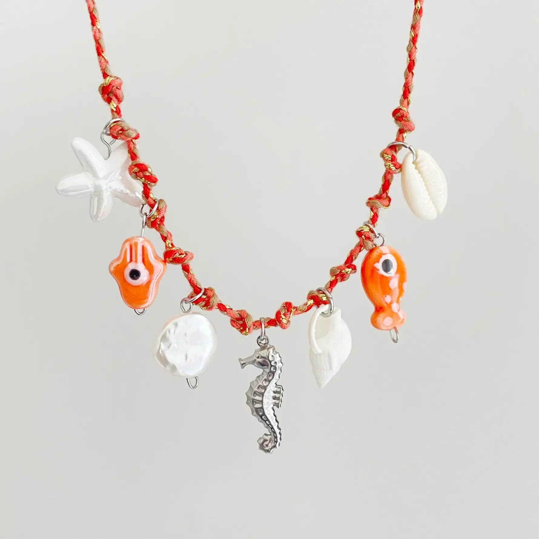 Beach Style Turtle & Starfish Pendant Necklace - Piña Colada
