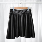 Pleated Faux Leather Knee-Length Skirt – Streetwear Style - Piña Colada