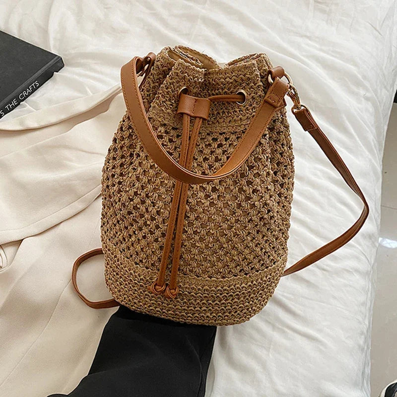 Braided Straw Bucket Bag - Piña Colada