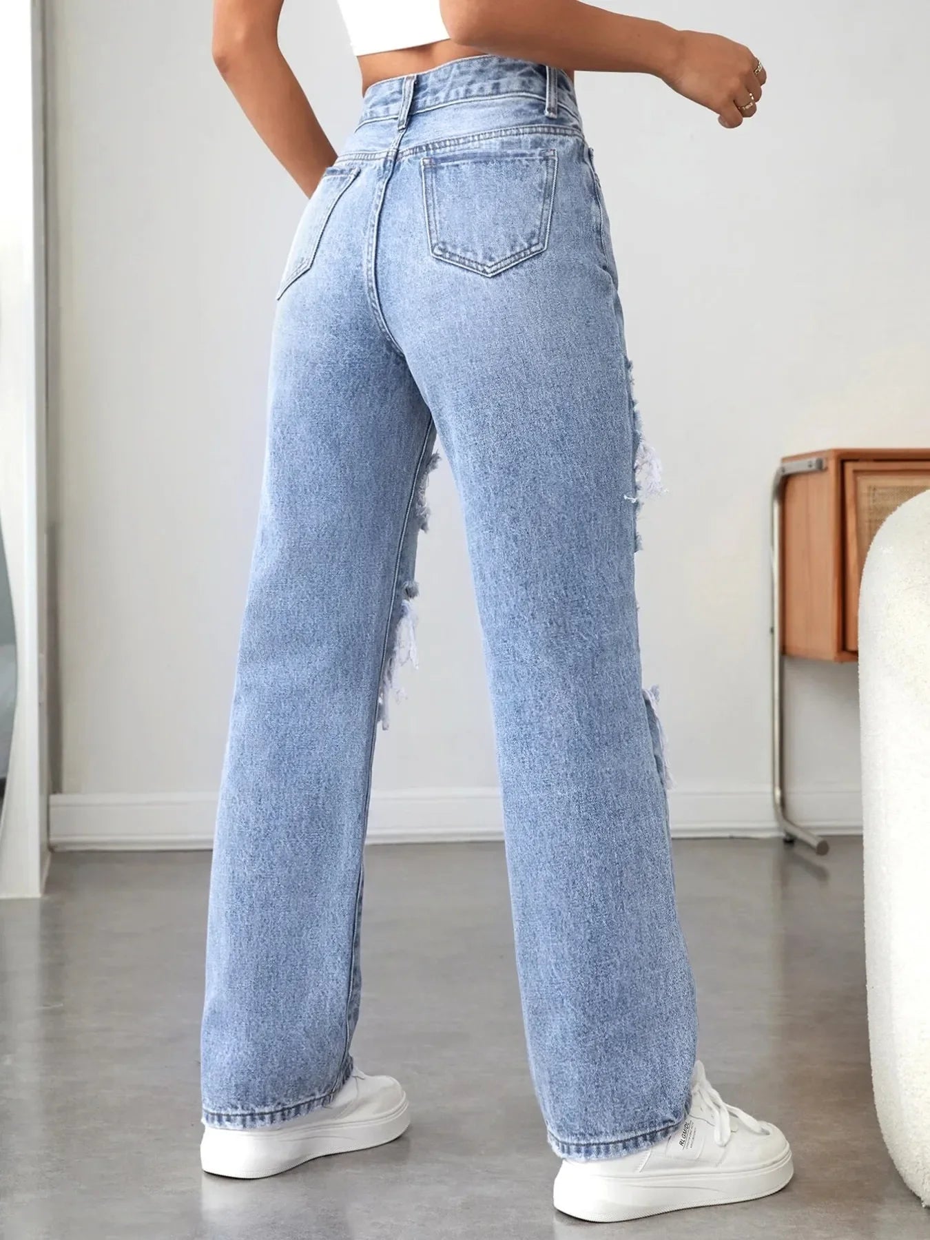 Distressed High Waisted Jeans - Piña Colada