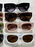Cat Eye Polycarbonate Frame Sunglasses - Piña Colada