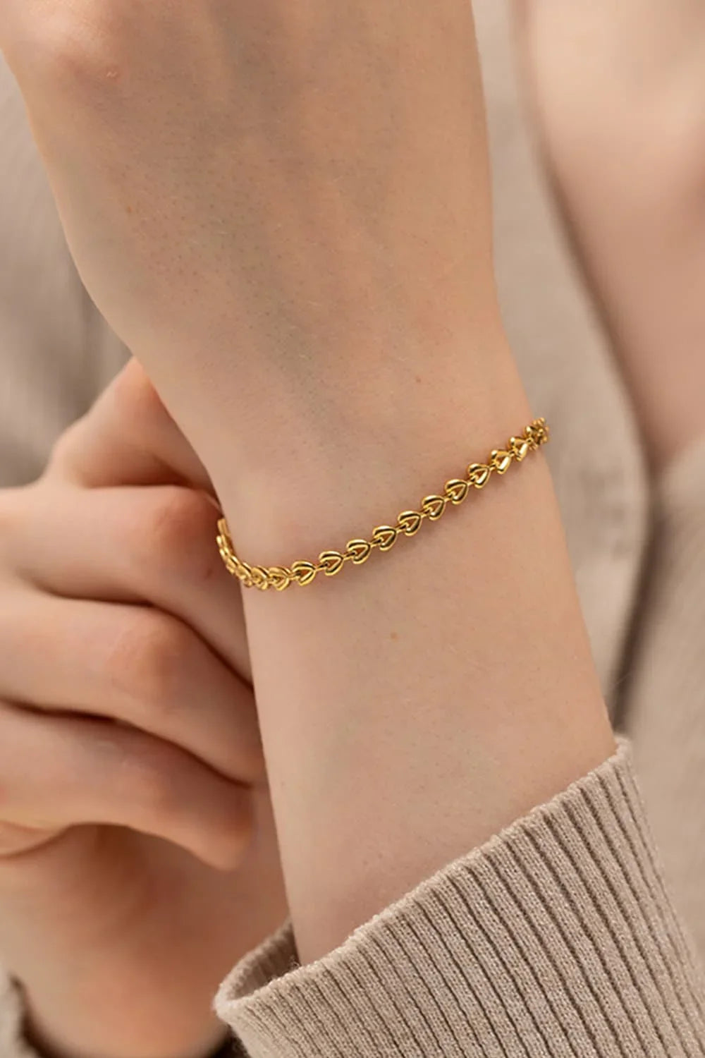 Heart Chain Lobster Clasp Bracelet - Piña Colada